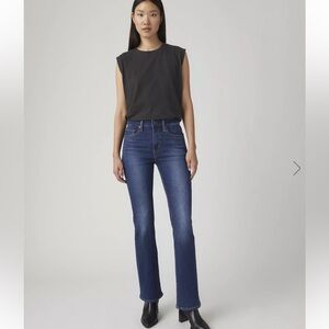 Levi's 725 High Rise Bootcut Women's Jeans in Eternal Indigo Dark Wash